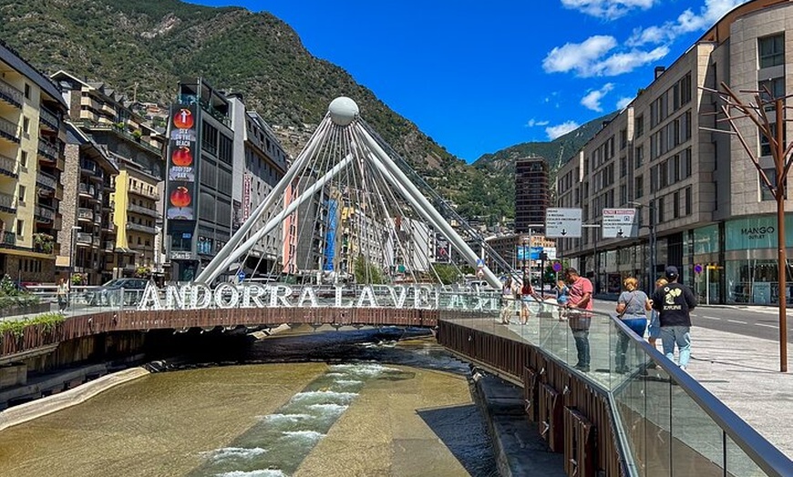 Image 7: Andorra, Francia y España: 3 países en un día desde Barcelona