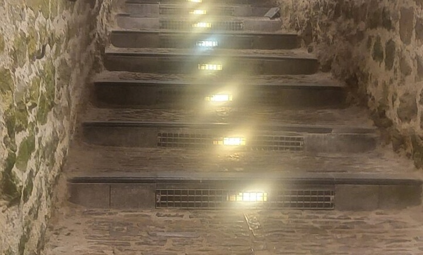 Image 17: Ruta a pie Tour Ibiza Ciudad a Dalt Villa