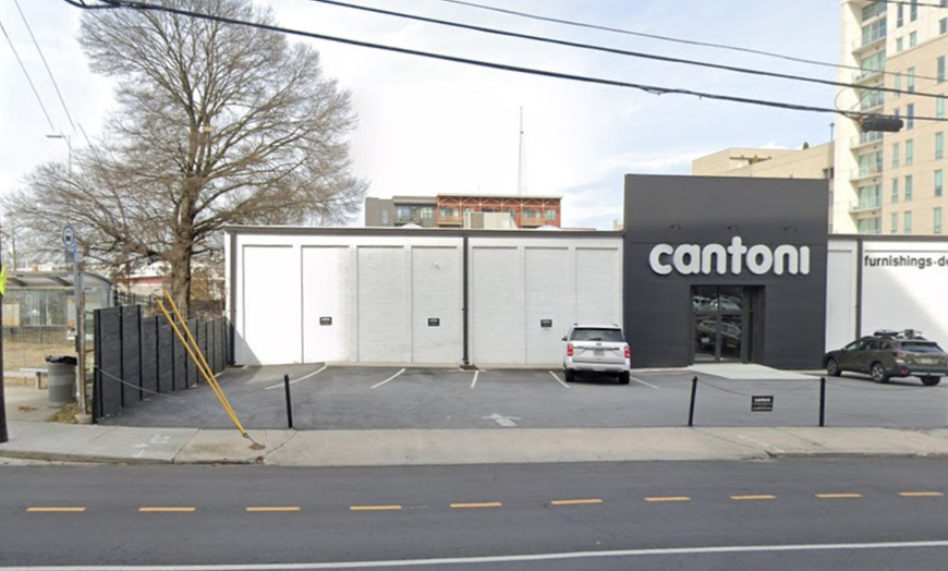 Image 2: Parking at Cantoni (West Midtown) Lot