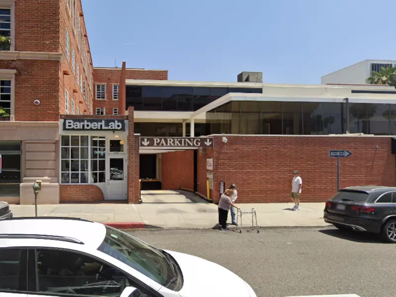 Parking at Medical Offices Garage - Second Medium