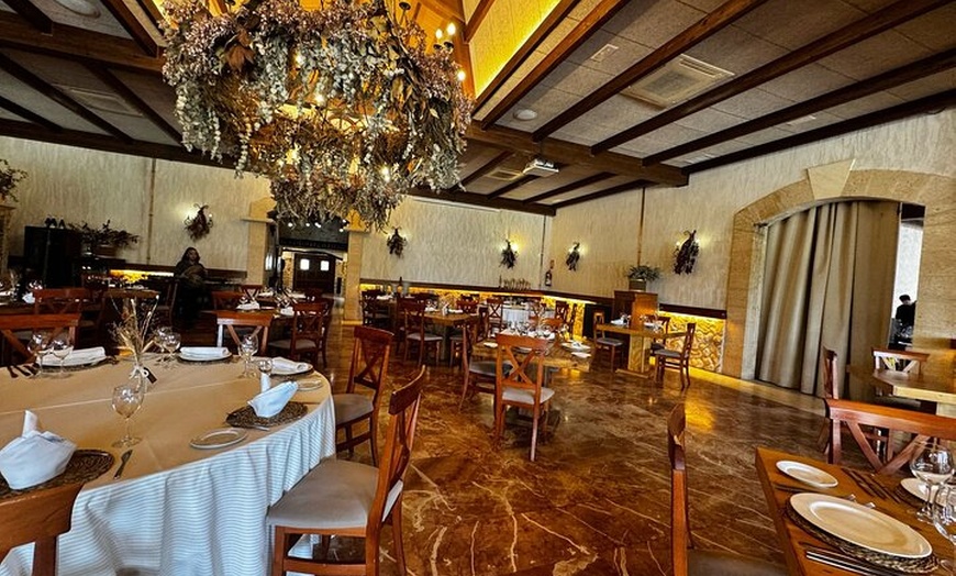 Image 26: Alicante; Recorrido Vinícola Bodega Cata Vinos, Comida y Traslado