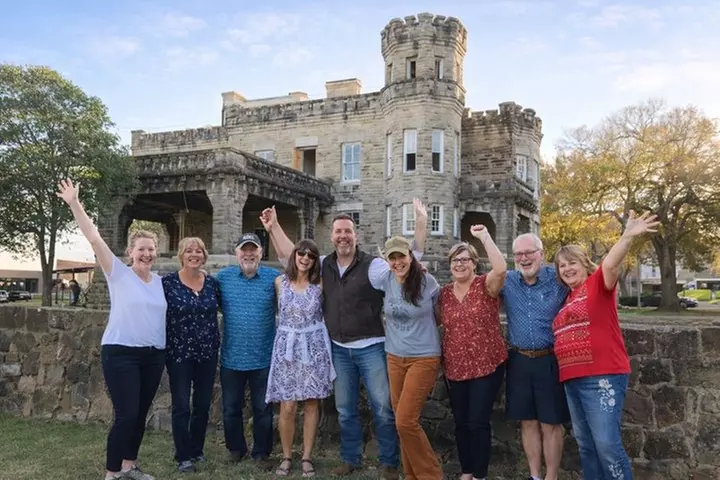 Waco Fixer Upper Homes & City Highlights Tour