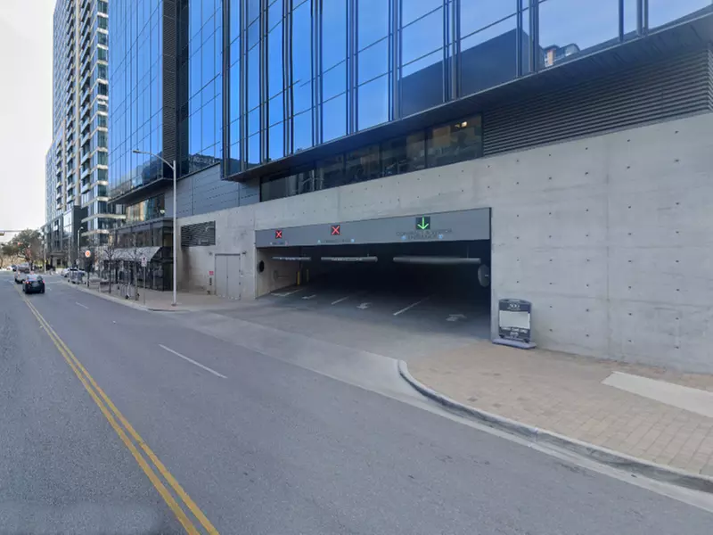 Parking at 500 W. 2nd St. Garage