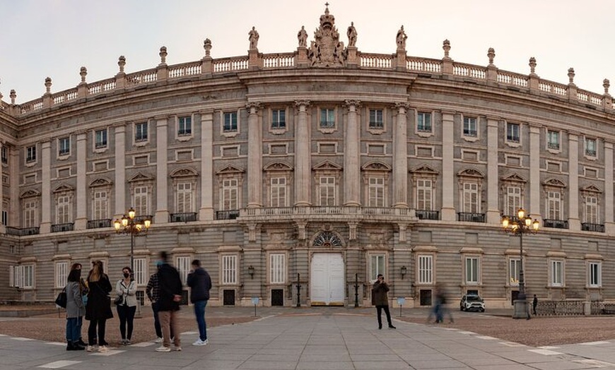 Image 3: Descubre el Palacio Real de Madrid con Entrada