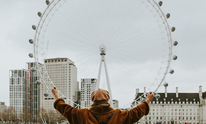 Image 6: Private London Top 30 Iconic Sights Tour with Blue Badge Guide