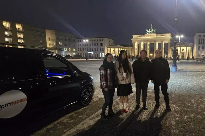 Berlin VIP TOUR - Private Bus Tour inklusive Chauffeur und Guide - Primary Image