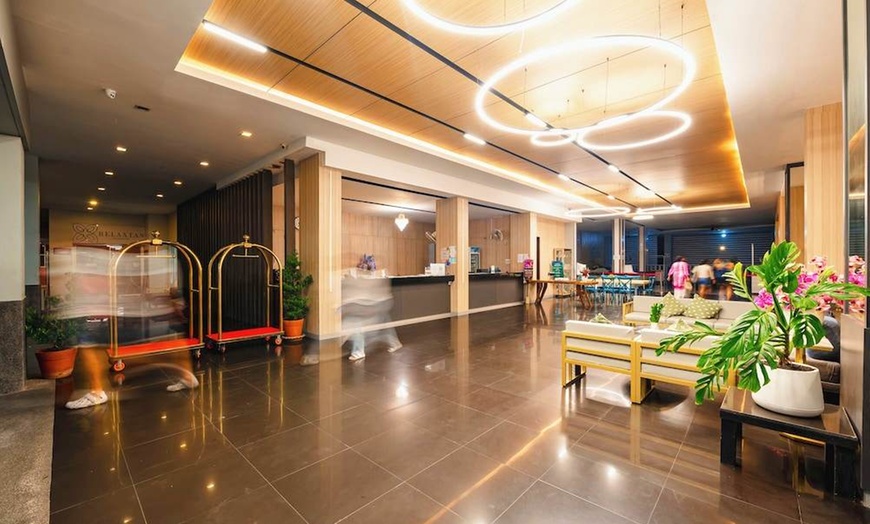 Image 107: ✈ POŁUDNIOWA TAJLANDIA | Phuket - Casa Del M 4* - Odkryty basen