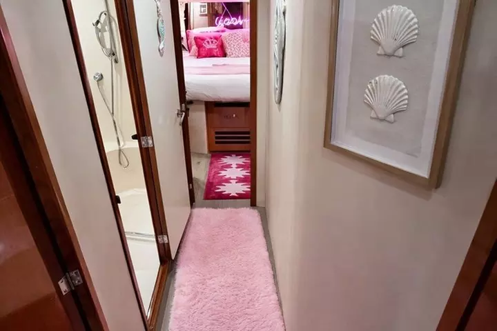 Yacht Rental 60 ft + 2 Jet Skis | Private Boat Tour