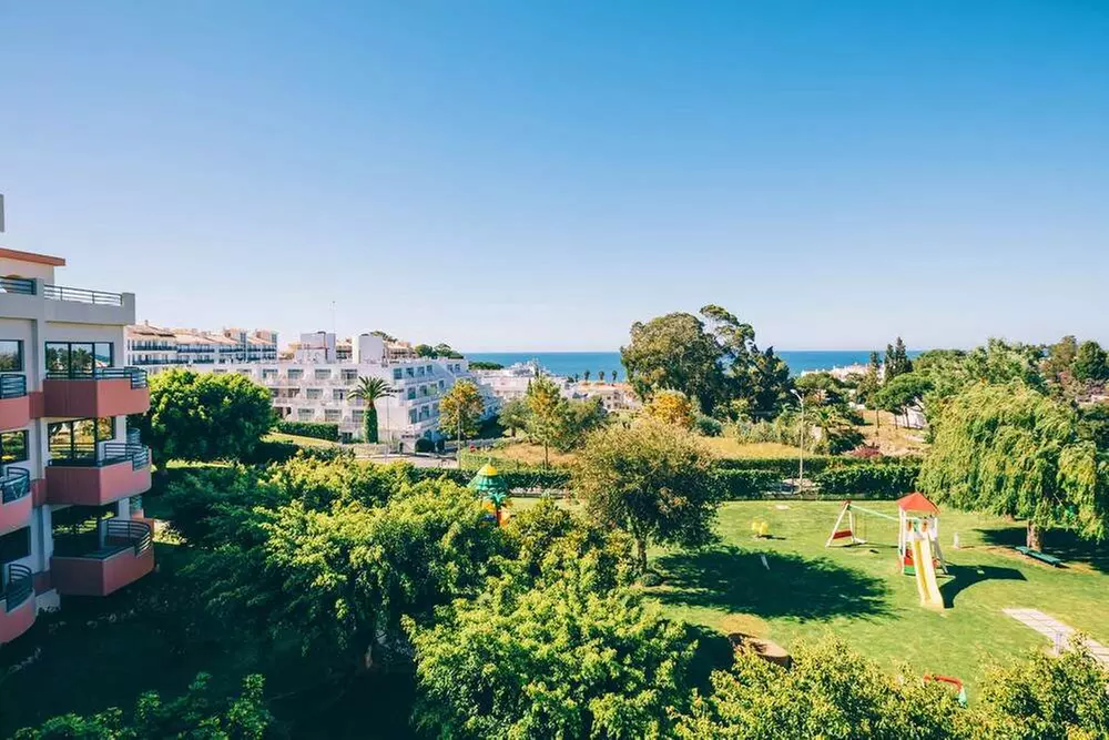 ✈ ALGARVE | Albufeira - Muthu Forte da Oura Apartment Hotel 5*, 2 n...