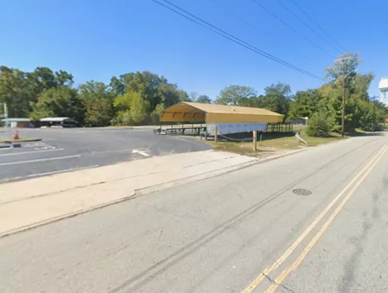Parking at 1600 E. Pettigrew St. Lot
