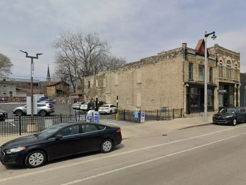 Parking at 633 S. 2nd St. Lot