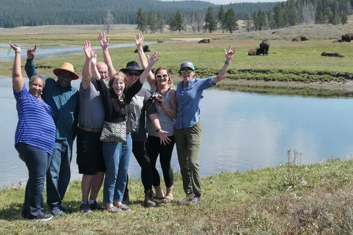 Lower Loop Van Tour from West Yellowstone: Grand Prismatic and Old ...