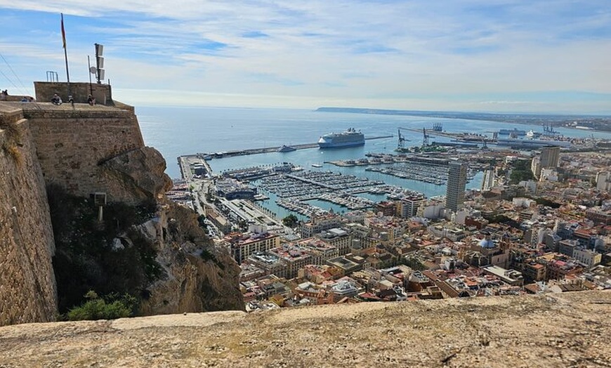Image 12: Alicante destaca tour para pasajeros de crucero con recogida en puerto