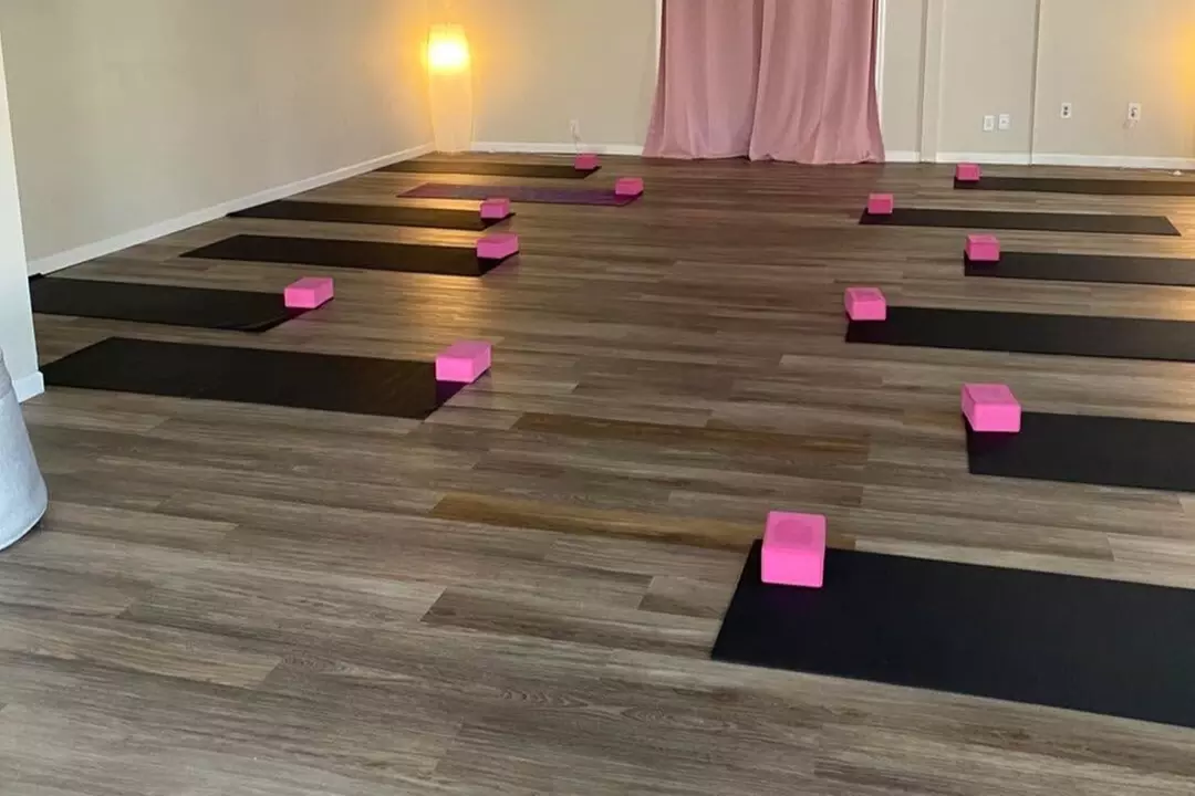 $50 For A 60-Minute Zero Gravity Chair Massage For 2 People (Reg. $...