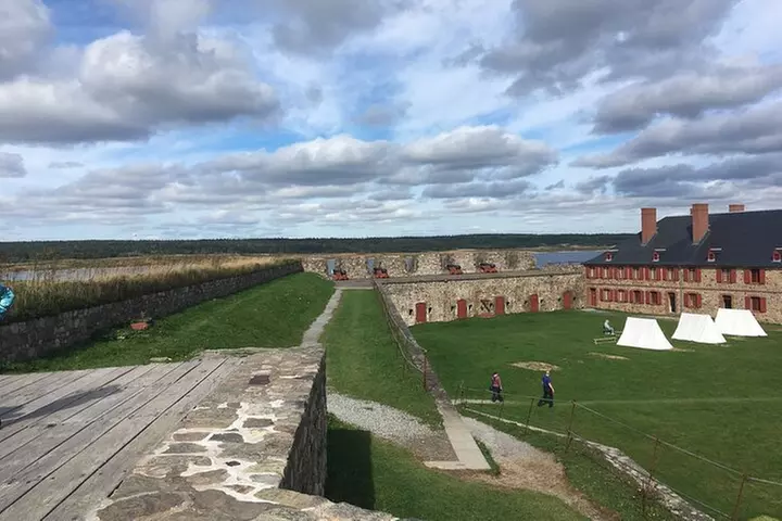 Black Wood Tours: Fortress of Louisbourg Tour - Primary Image