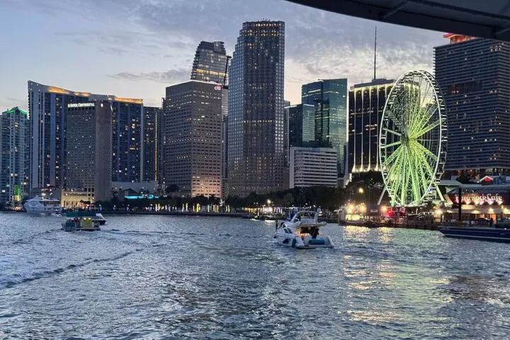 Miami Skyline Sunset Cruise with The Mojito Bar On board