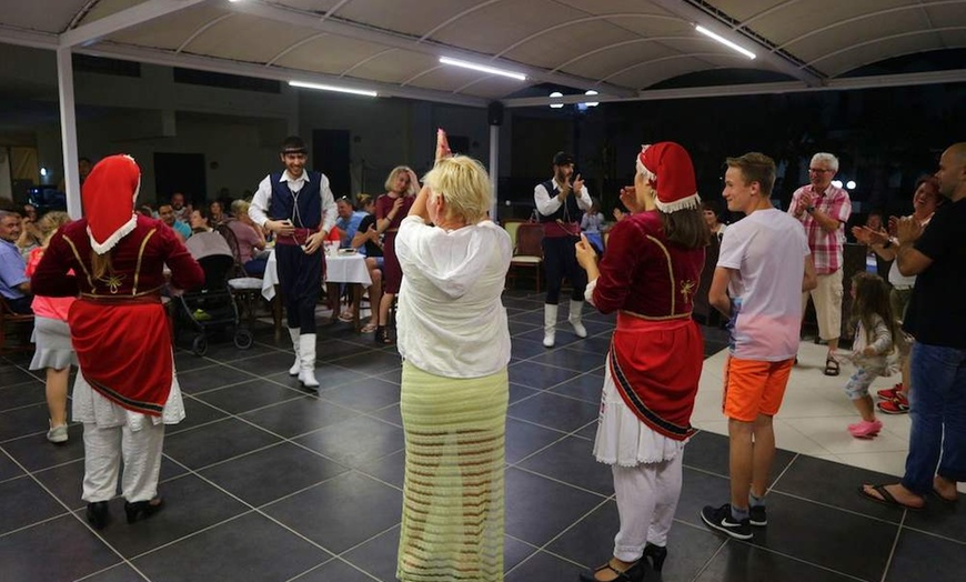 Image 61: ✈ KRETA | Kato Gouves - Diogenis Blue Palace Hotel 4* - Odkryty basen