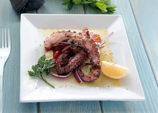 5% Cash Back at Yummy Gyro