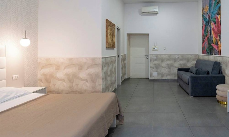 Image 9: ✈ ITALIA | Napoli - Palazzo San Michele 4* - City break