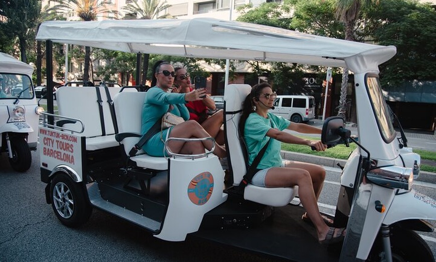 Image 6: Tour Oficial Tuk Tuk BCN l Barcelona 3 Horas
