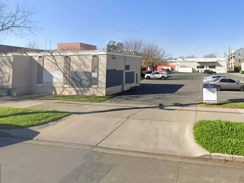 Parking at Journey Bee Lot