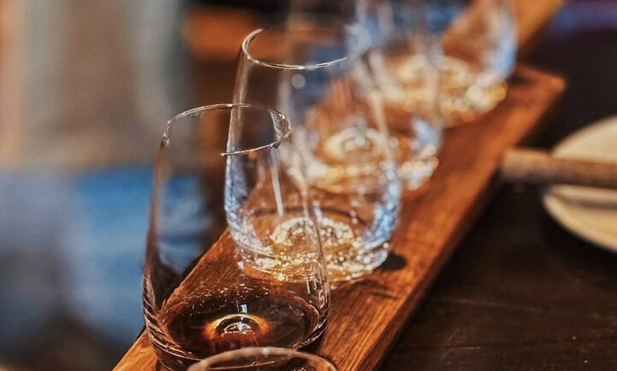 Image 1: Ballarat Foodie and Gin Distillery Tour