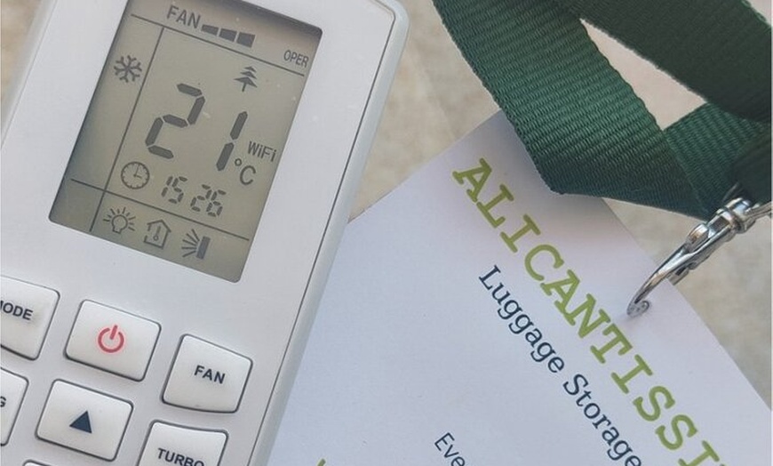 Image 6: Guardaequipaje y Ducha en Alicante