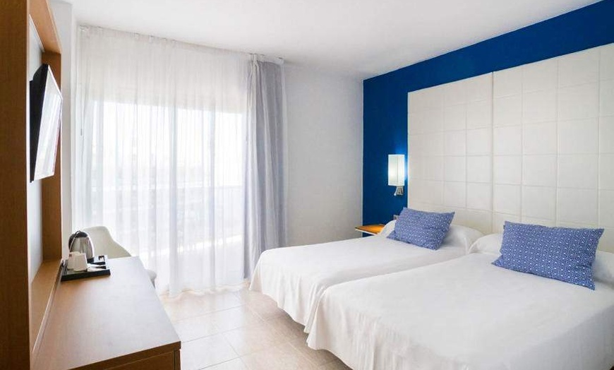 Image 95: ✈ COSTA DEL SOL | Torremolinos - Ibersol Torremolinos Beach 4*, 3 n...