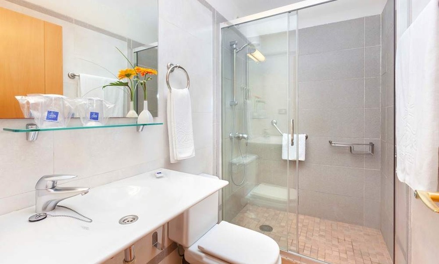 Image 13: ✈ GRAN CANARIA | Playa del Ingles - Mur Aparthotel Buenos Aires 3* ...