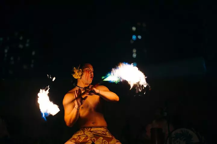 Paina Waikiki Luau at Waikiki Beach Marriott