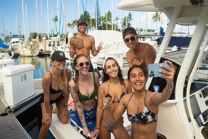 Turtle Canyon Snorkel in Waikiki, Oahu Semi Private