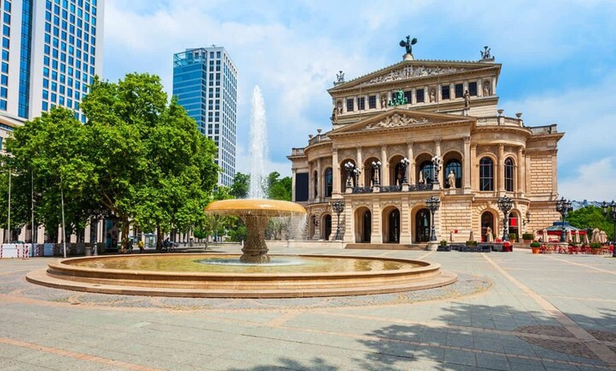 Image 4: Hallo Frankfurt : Private 2 - Stunden Intro Stadtrundgang mit Ortsk...