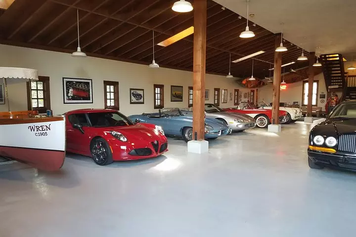 6 Hour Private Wine Country Tour (Sedan, SUV or Limo)