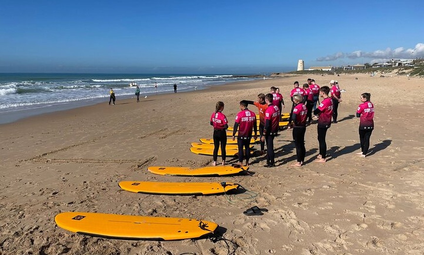 Image 2: Clases de Surf en El Palmar
