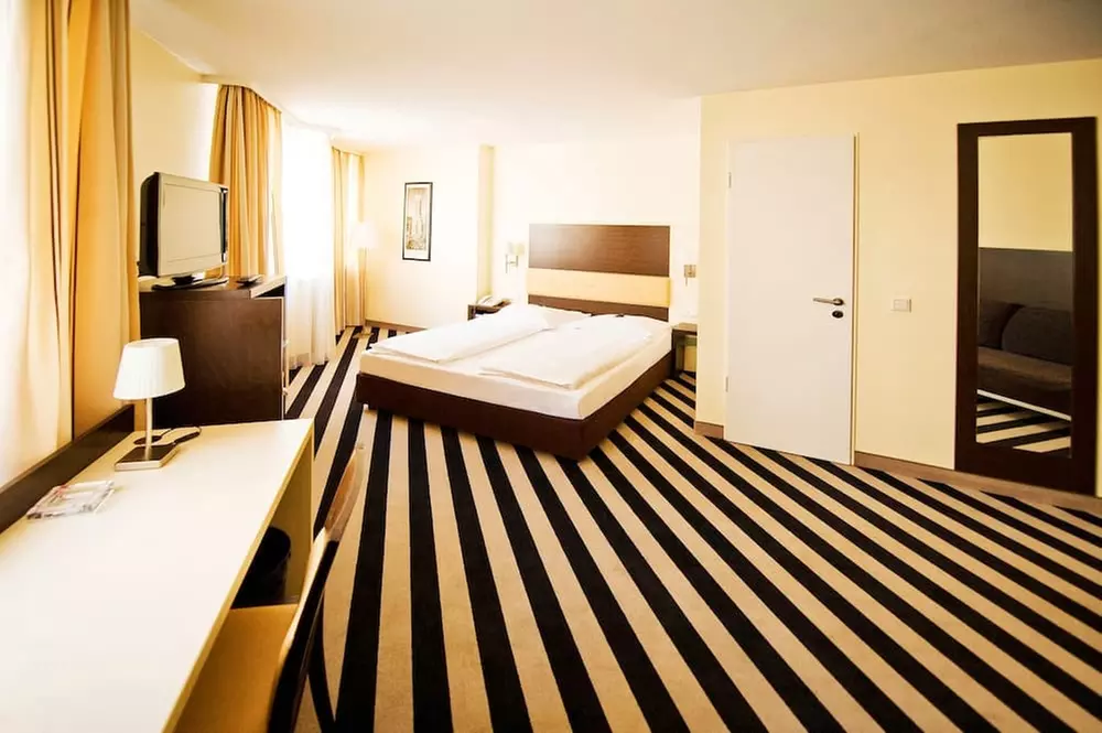 ✈ DEUTSCHLAND | Frankfurt - Bristol Hotel Frankfurt 4*, 2 Nächte - ...