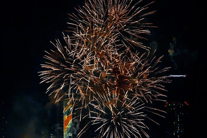 Friday Night Firework Cruise in Waikiki