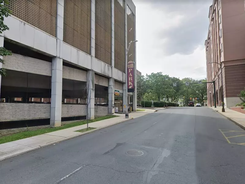 Parking at 5th Street Garage - Primary Image