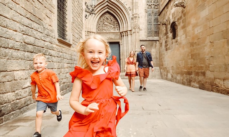 Image 3: Tour de Sesión de Fotos Profesional - Lugares emblemáticos de Barce...
