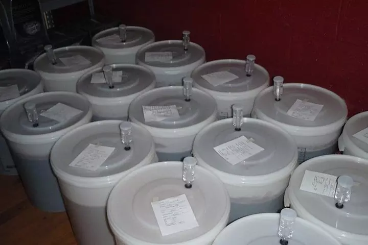 Winery Oeno Island Style Wine Tasting