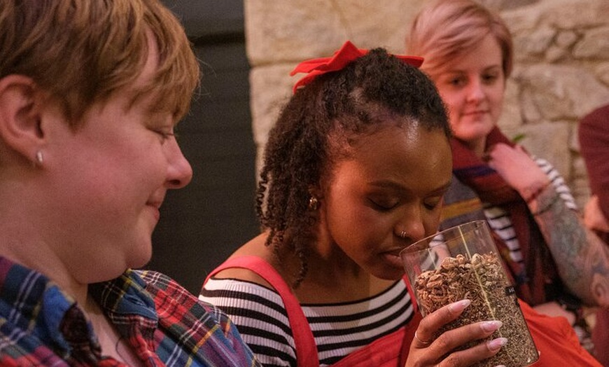 Image 6: Edinburgh Gin Aroma Alchemy Gin Tasting Masterclass