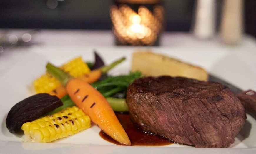 Image 10: Spirit of Melbourne Dinner Cruise on the Yarra River