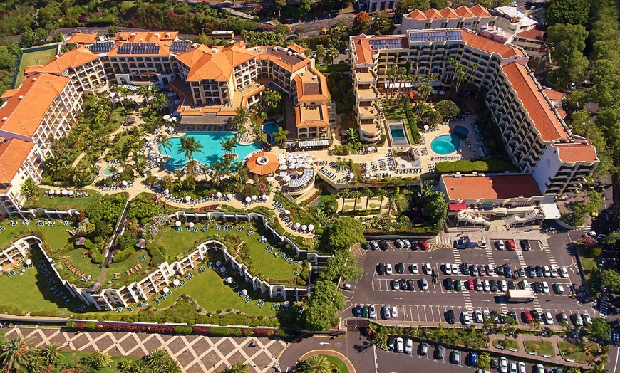Image 13: ✈ MADEIRA | Funchal - Hotel Porto Mare 4*, 3 Nächte - Außenpool