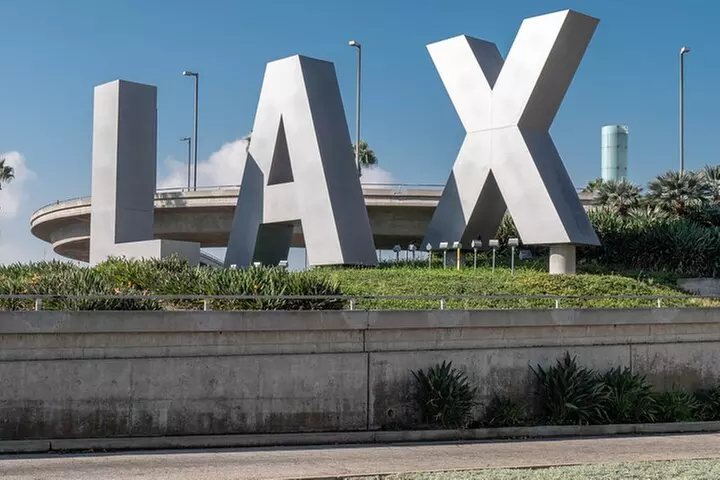The Best Transfer to Los Angeles International Airport (LAX)