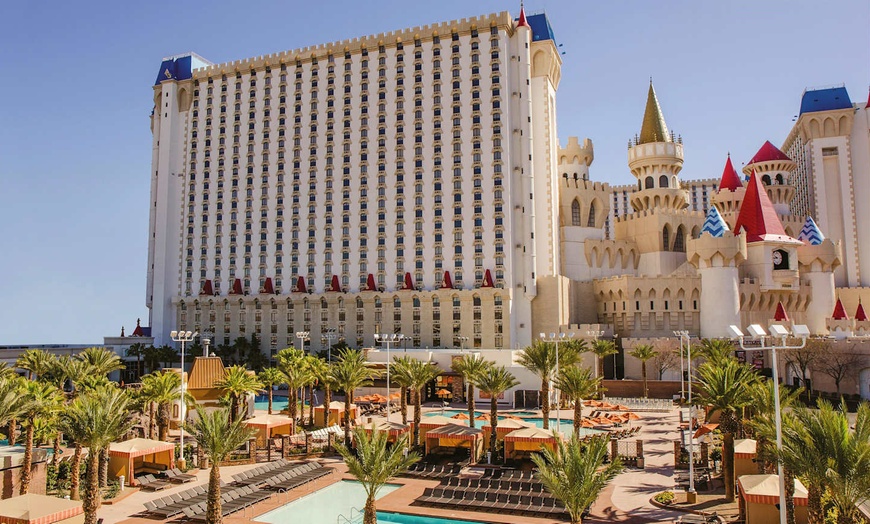 Image 1: ✈ NEVADA | Las Vegas - Excalibur Hotel & Casino 3*, 5 nachten - Sta...