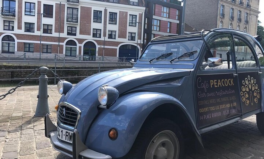 Image 3: Visite privée de Lille en 2CV décapotable avec halte champagne