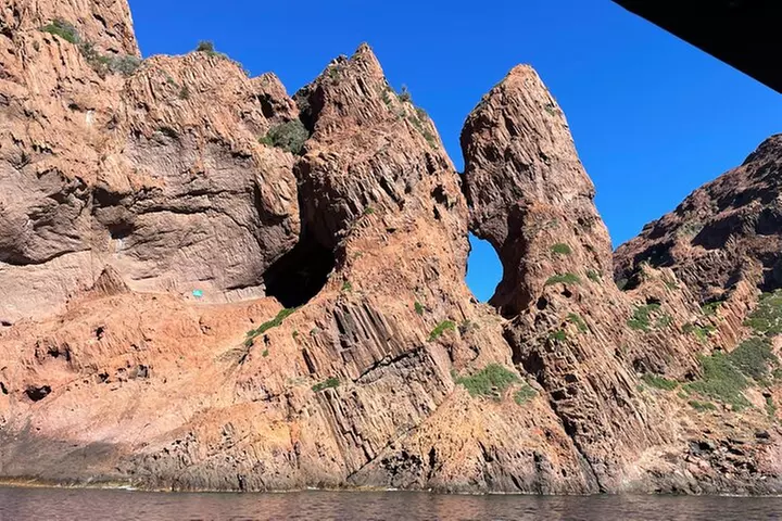 excursion Scandola- Girolata -Calanques de piana- Capo rosso