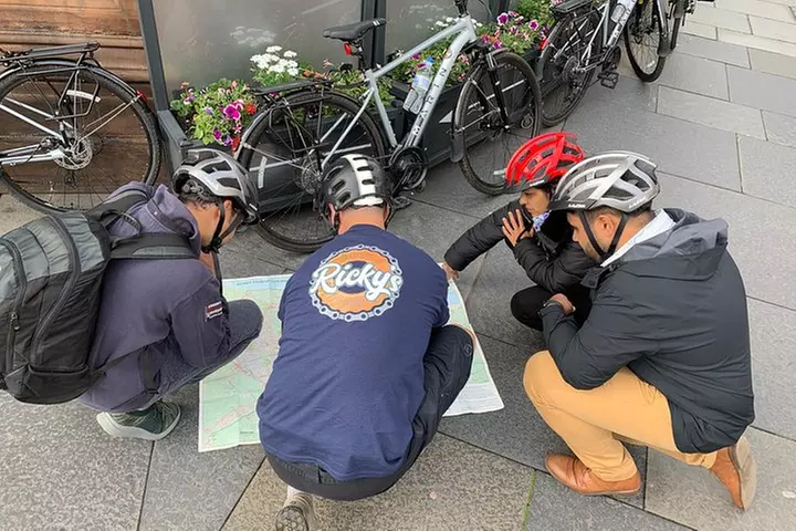 Edinburgh City Bike Tour - Choice of E-Bike or Manual