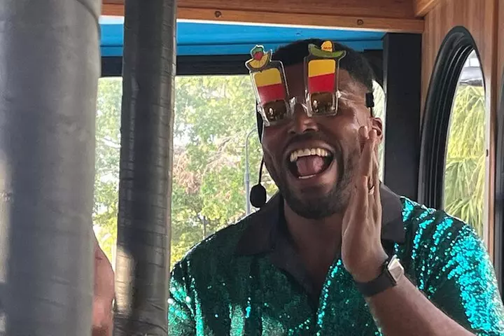 Sing-Along Trolley