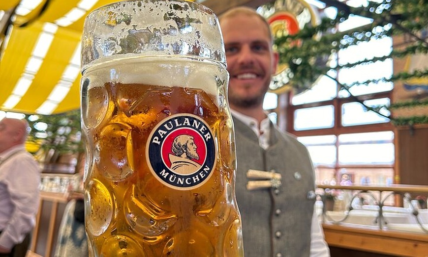 Image 10: Oktoberfest-Erlebnis in München: Spaß, Essen, Bier und Sitzplätze