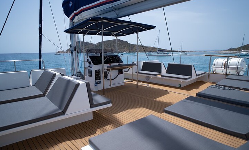 Image 4: L'Après midi Farniente en Catamaran dans l'Estérel Saint Raphaël